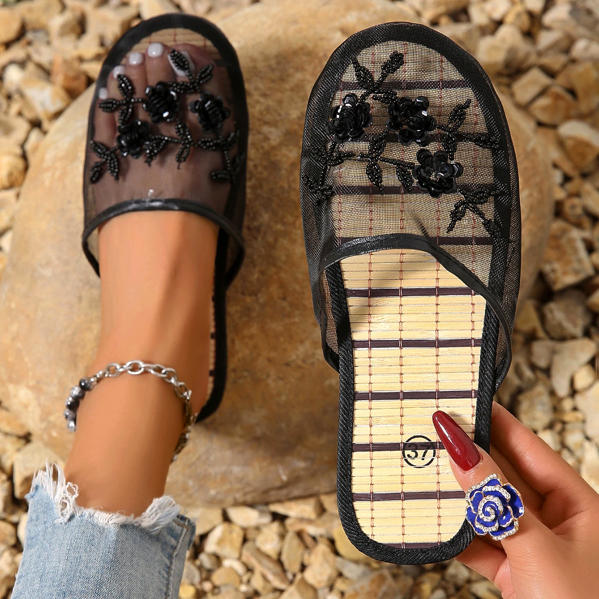 Damen-Sandalen mit geschlossen – Embroidery Garments Bewertung und Preis